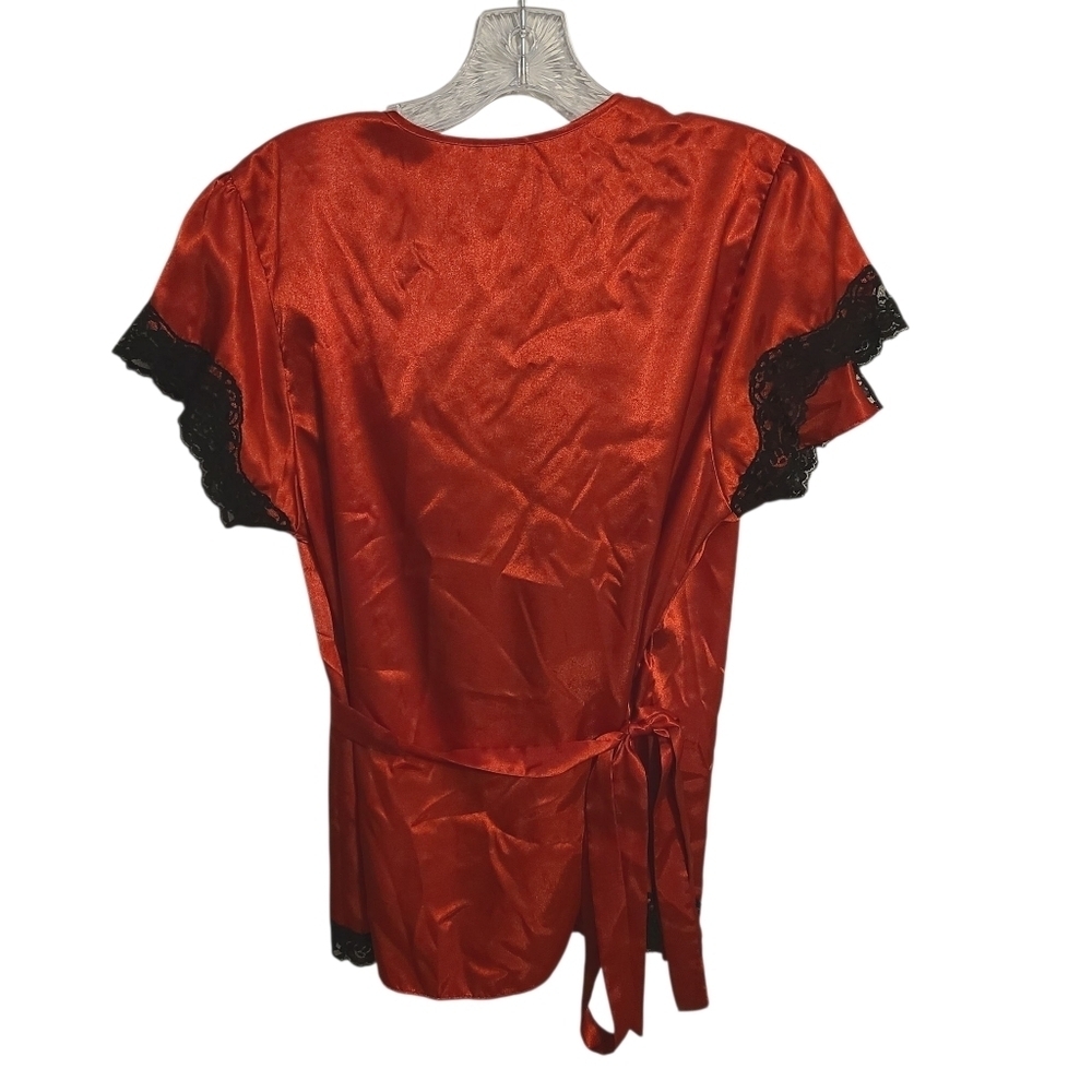Fredericks of Hollywood | Two-Piece Wrap Top & Shorts Lingerie Set (Size XL) - Picture 9 of 15